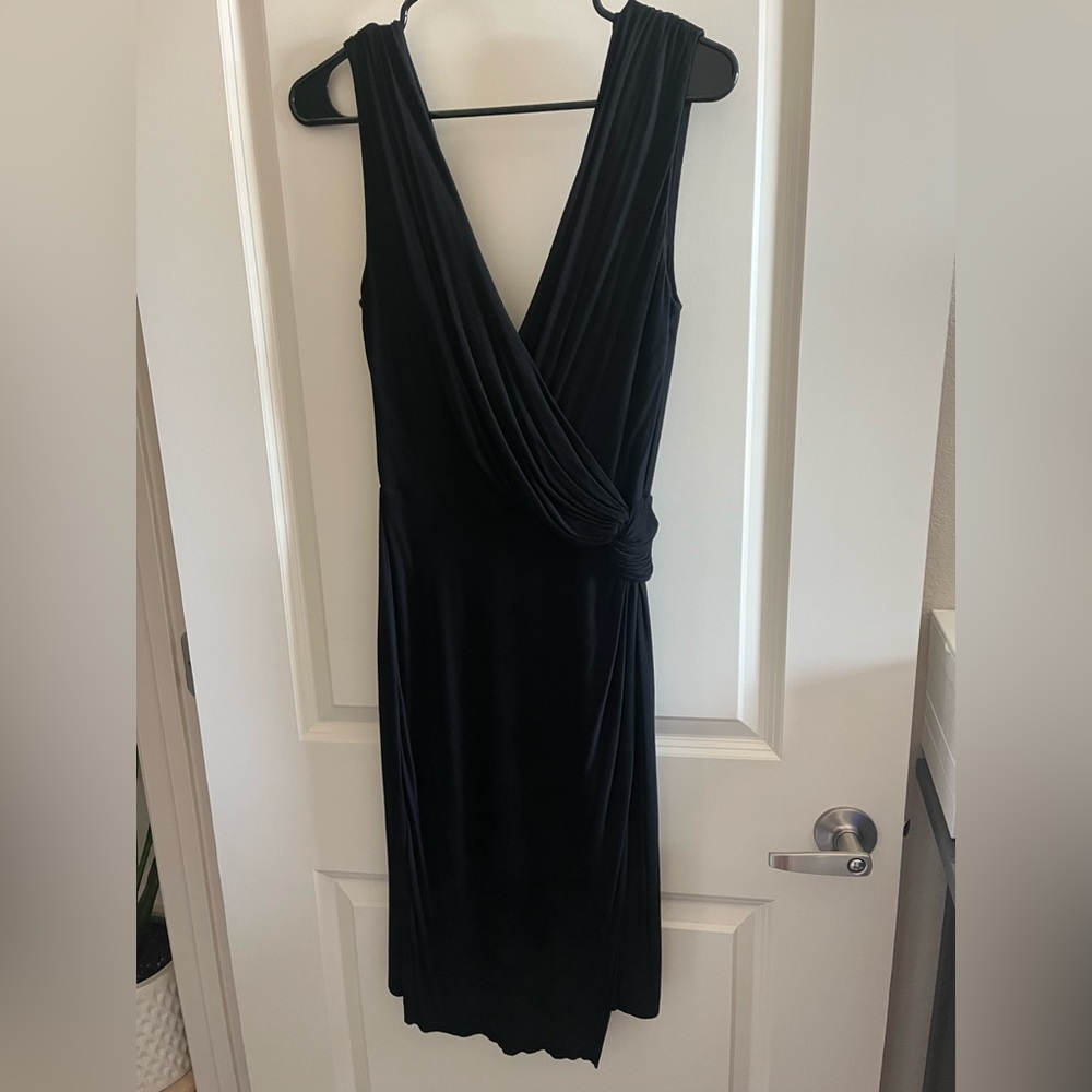 Carmen Marc Valvo Blue Sleeveless V-Neck Sheath Dress